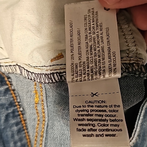 Universal thread Hi-Rise Skinny Stretch Medium Denim Wash Size 4 VGUC - Picture 11 of 12